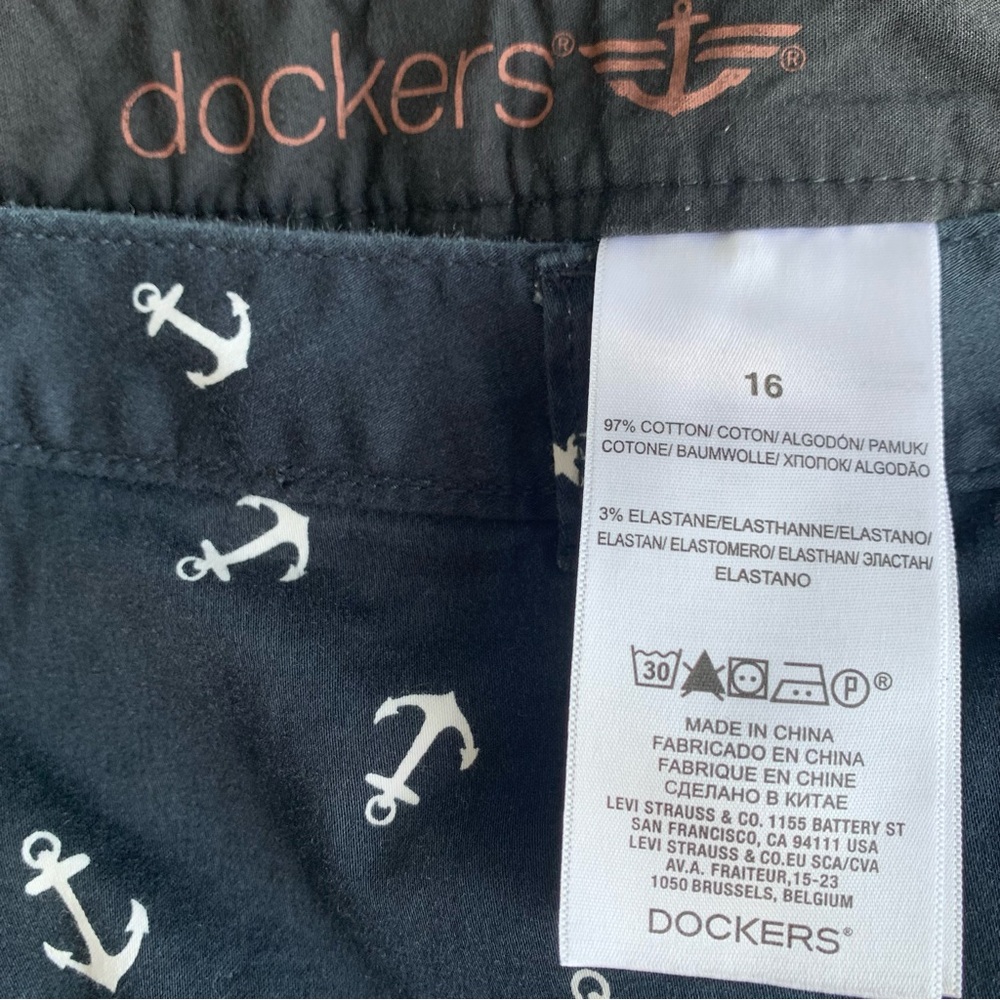 Dockers (Size 16) Navy Blue with White Anchors; 2 front side flat pockets and - Picture 2 of 4